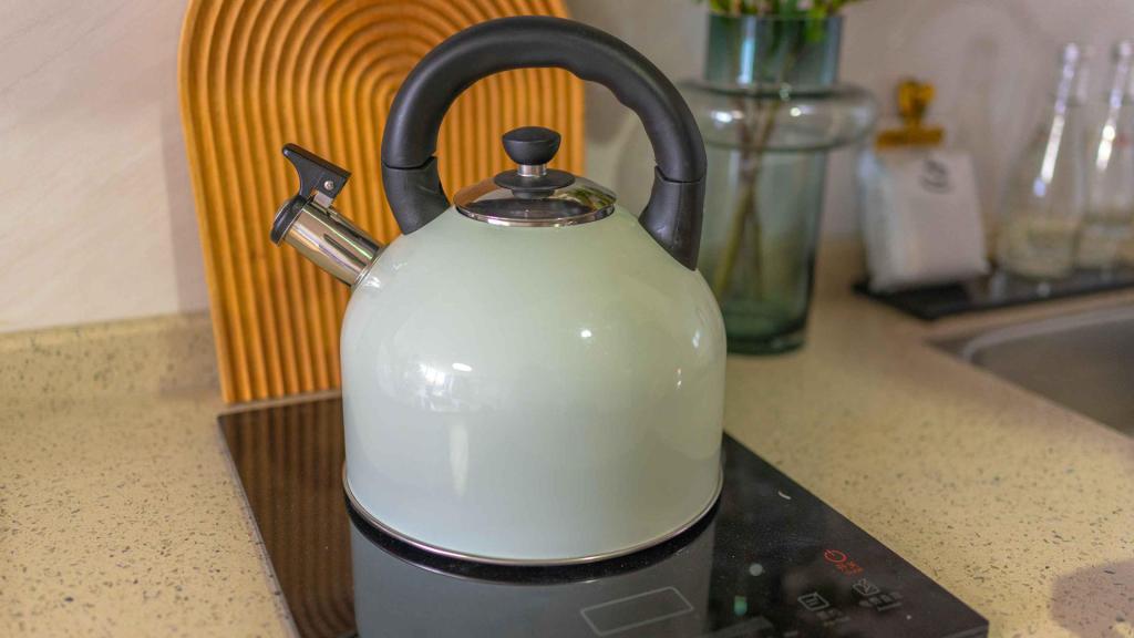 Kettles and Customer&nbsp;Service