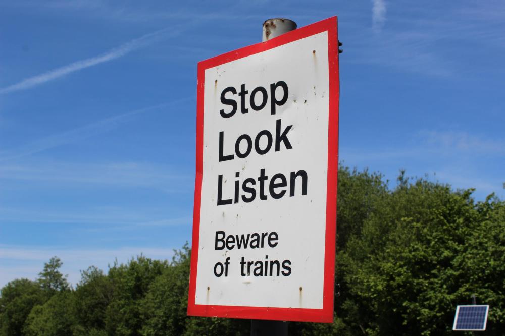stop look listen