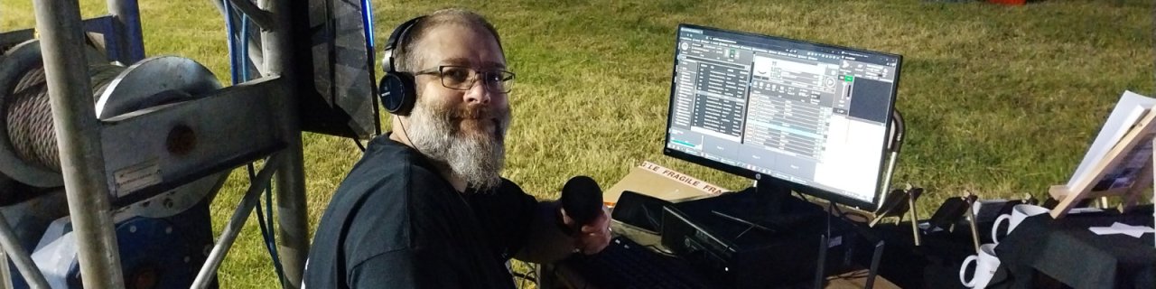 Andy B, Live radio on site